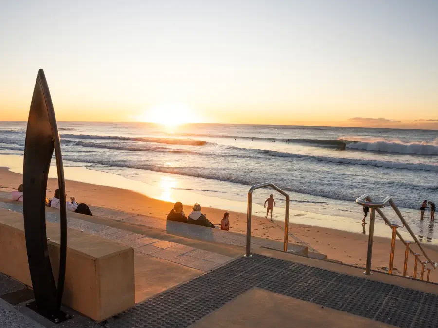 TEAMWORK WILL MAKE WOLLONGONG SHINE